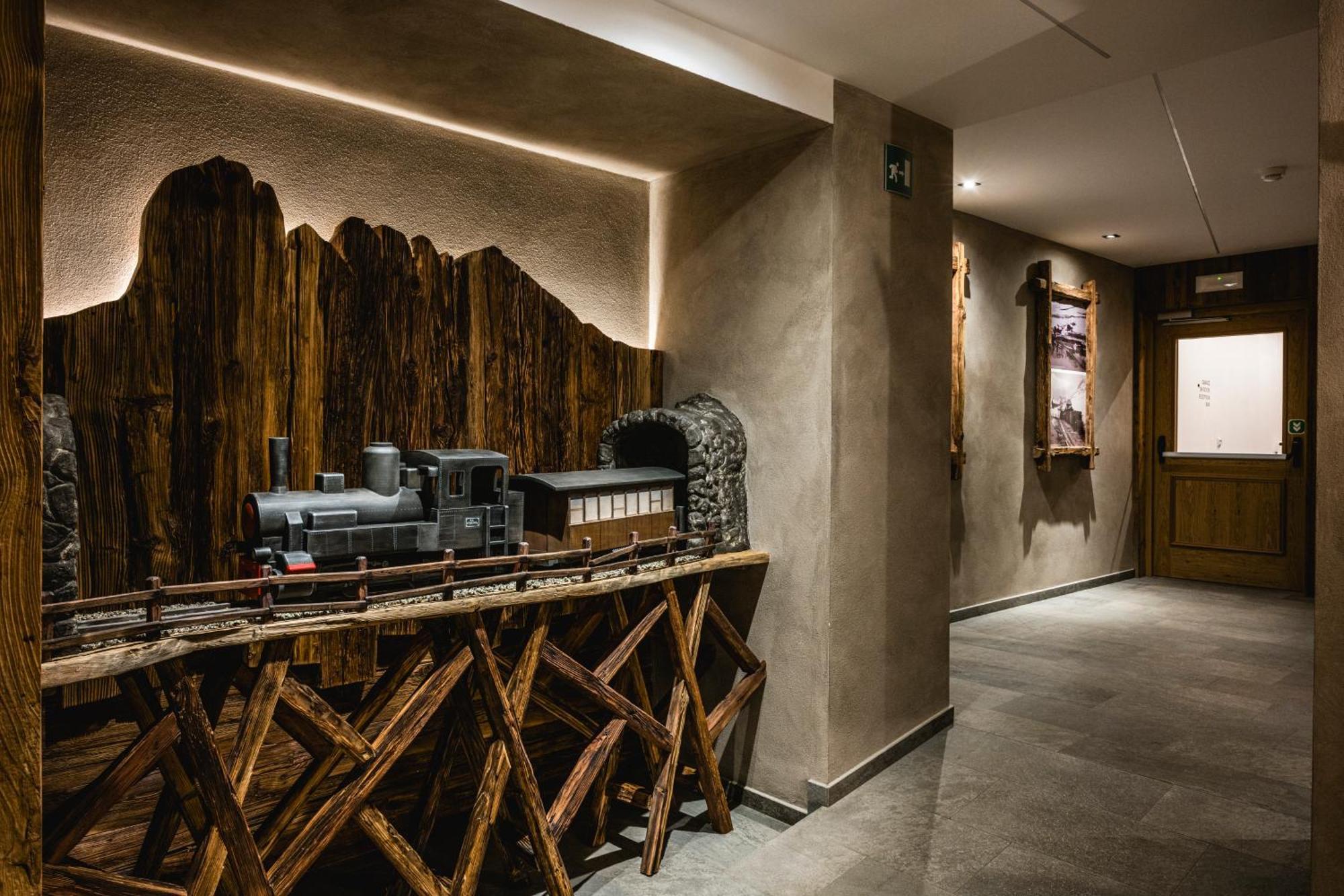 Hotel Vernel Santa Cristina Val Gardena Ngoại thất bức ảnh