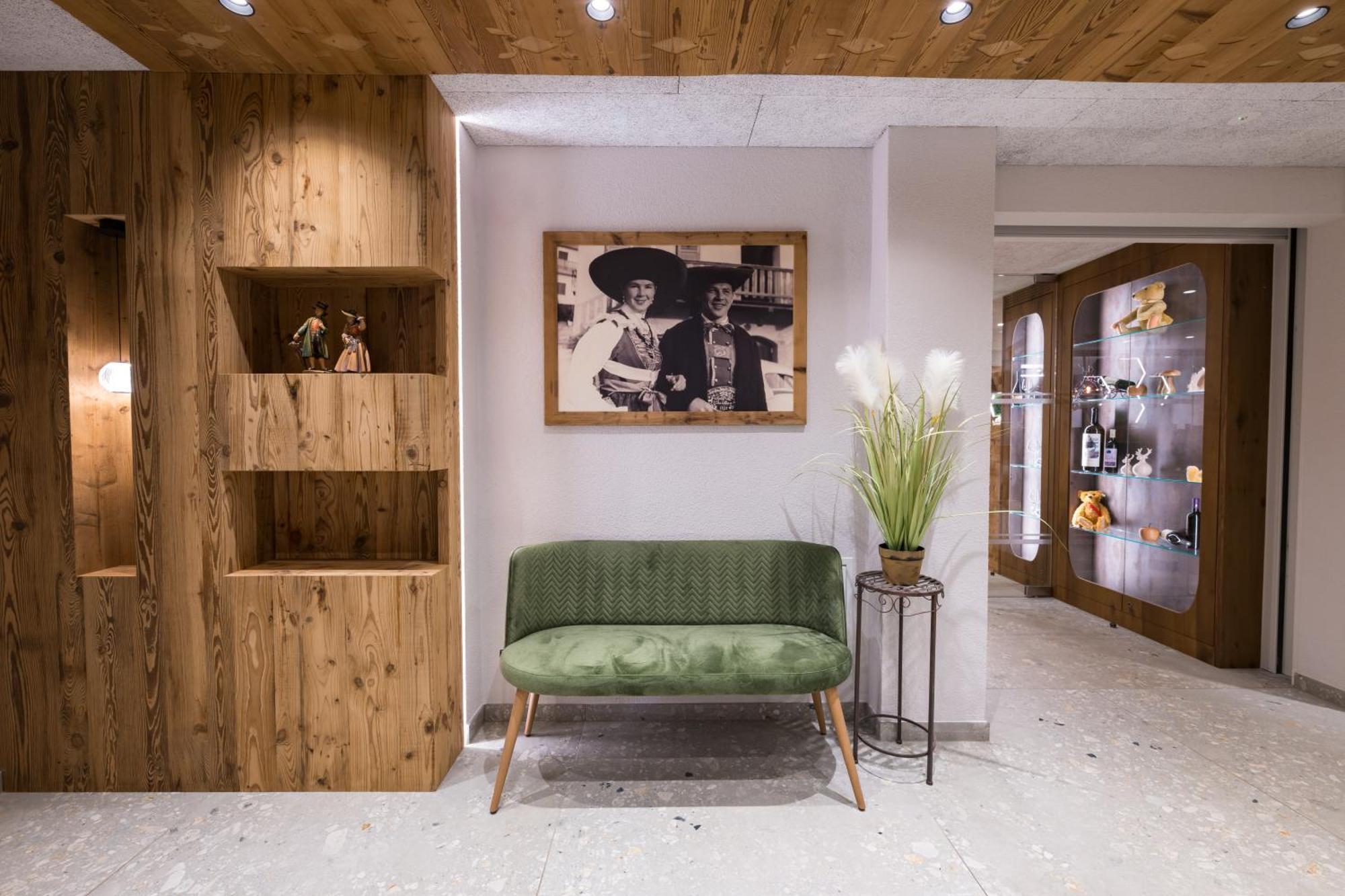 Hotel Vernel Santa Cristina Val Gardena Ngoại thất bức ảnh
